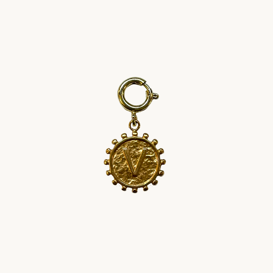 Charm soleil lettre dorée – Pendentif initiale élégant pour téléphone ou bijou
