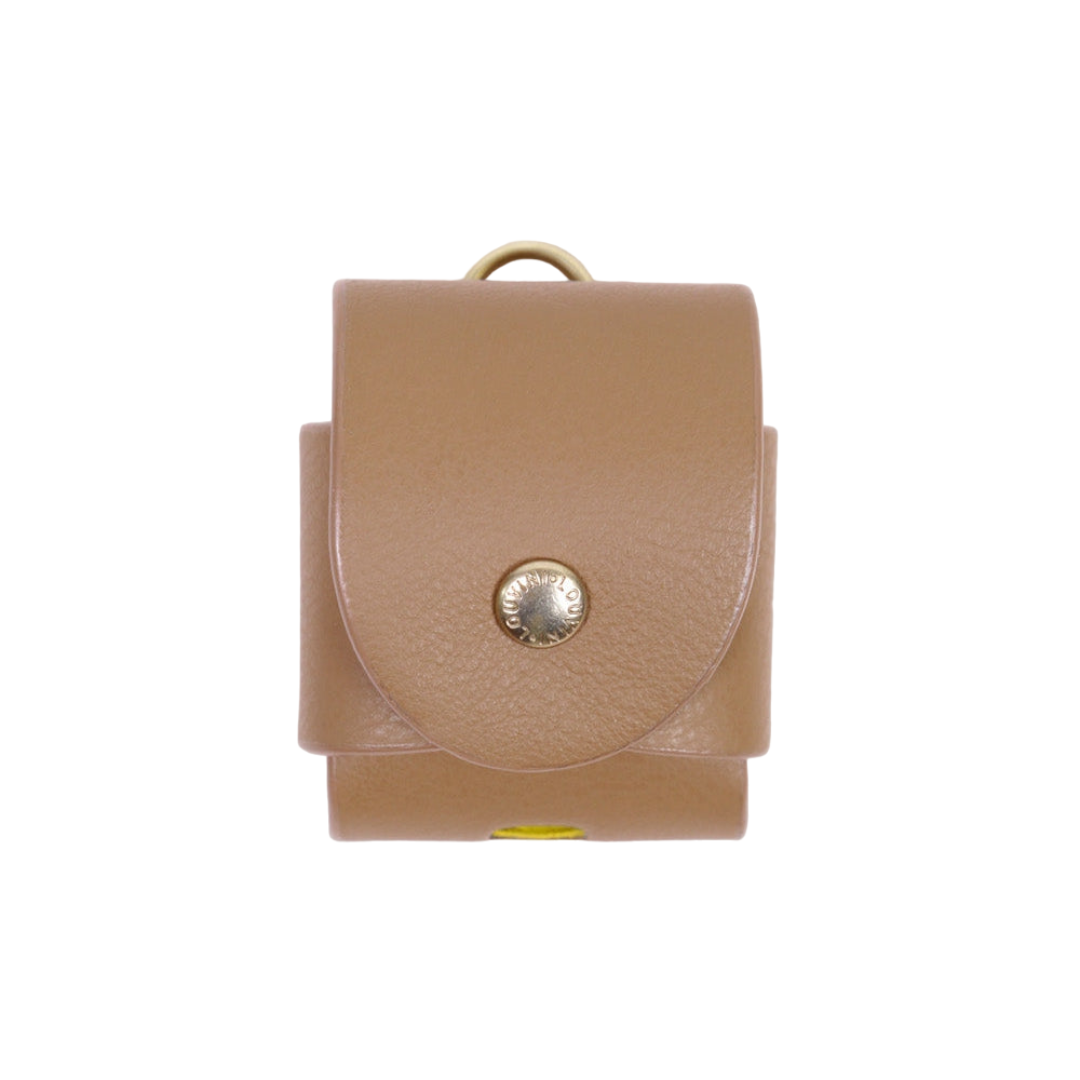 Étui AirPods camel design moderne et protection résistante