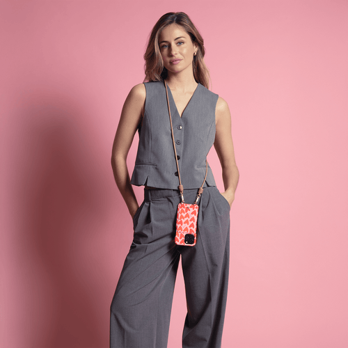 Coque iPhone cuir porte carte avec anneaux LOU - Coeurs