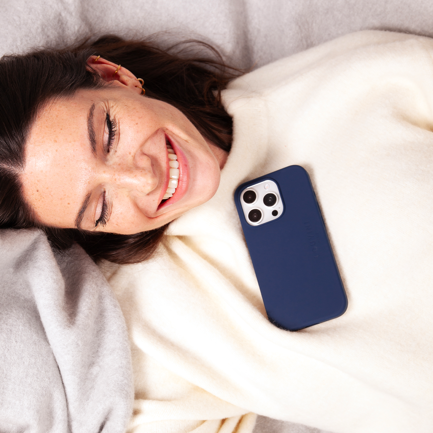 Coque iPhone MagSafe silicone LEO - Marine