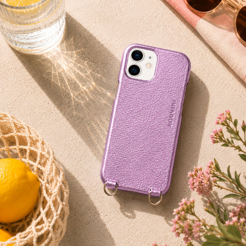 coque iphone 12 13 mini en cuir rose métallisé avec anneaux dorés