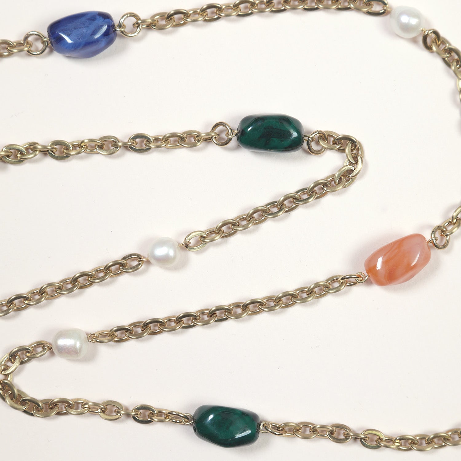 Coque iPhone LOU Blush & chaîne YSA