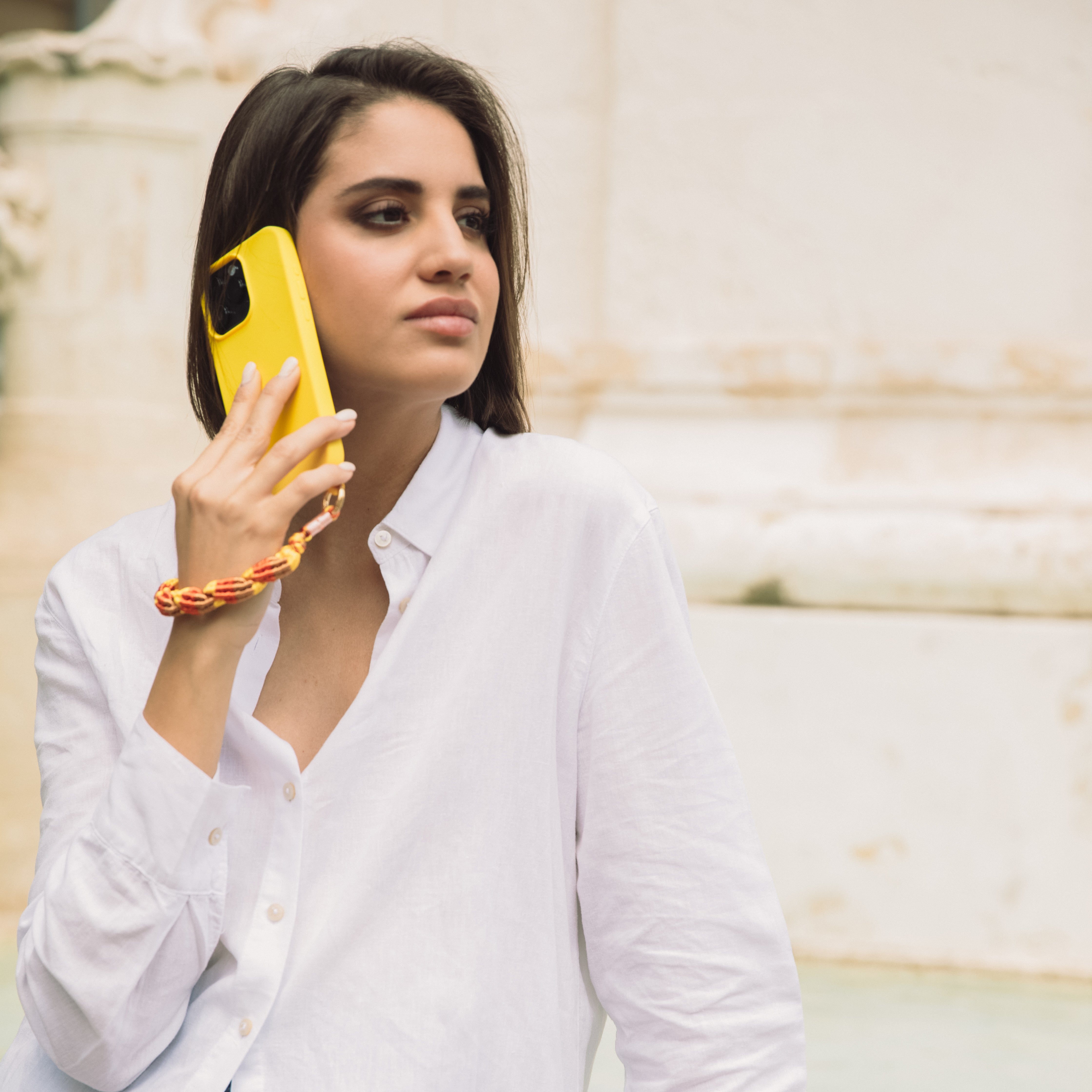 Ensemble coque pour iPhone MagSafe anneaux jaune avec bracelet jaune