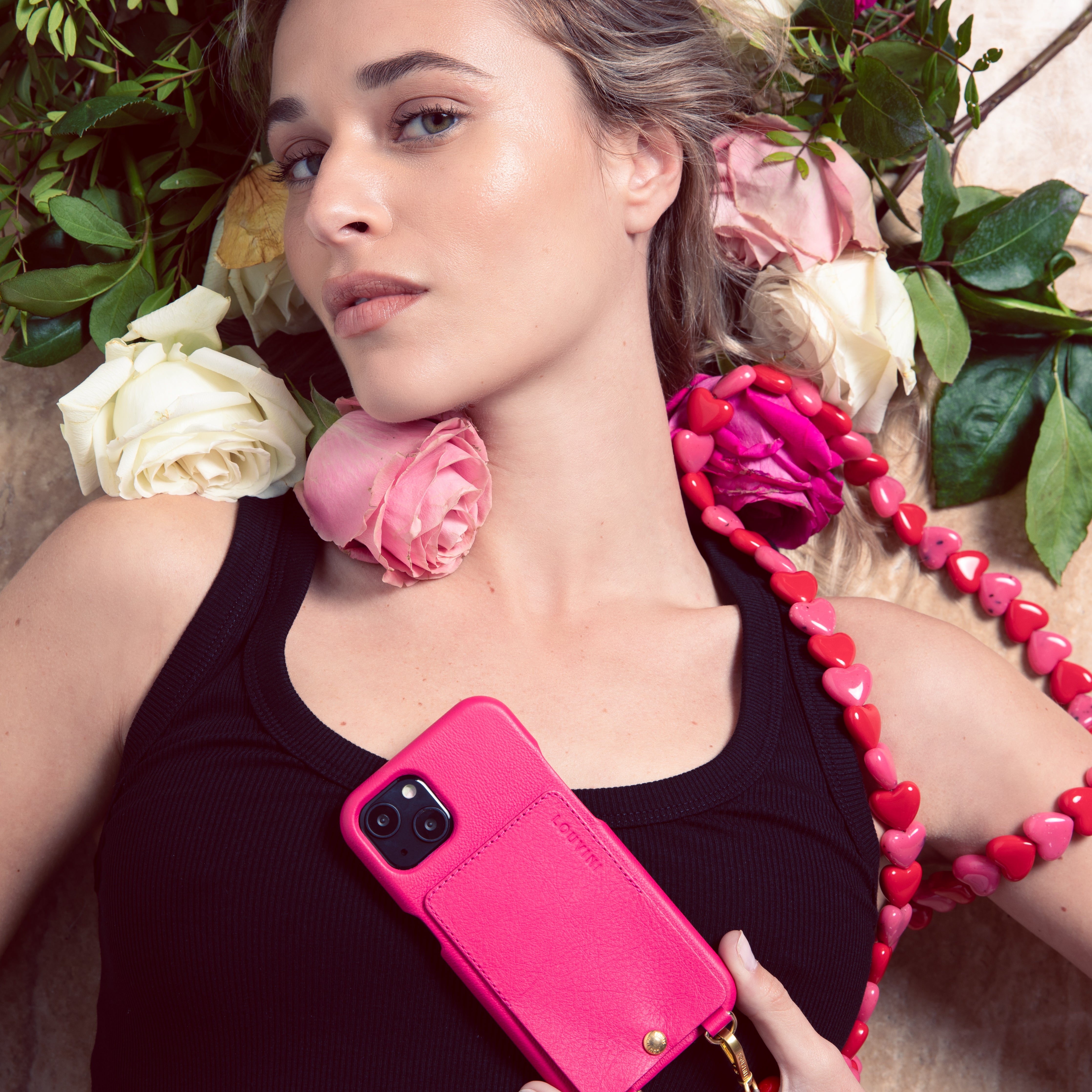LOU Fuchsia Leather Case & CUORE Pink-Red Chain