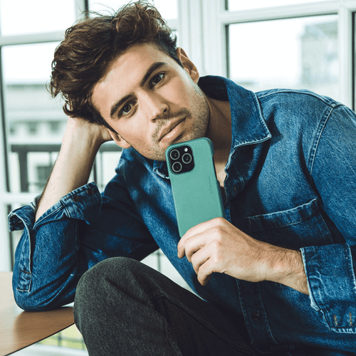 Coque iPhone MagSafe cuir MAX - Emeraude