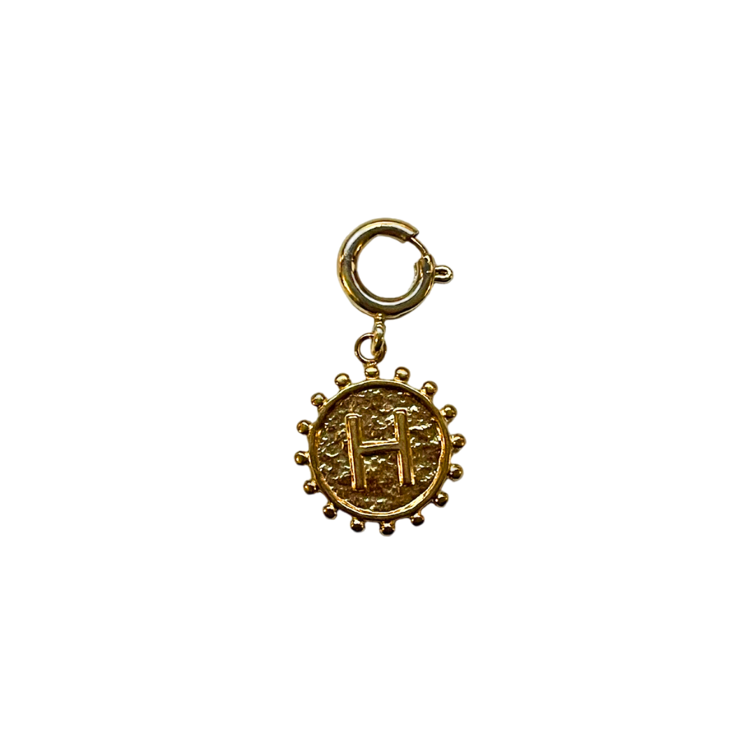 Charm soleil lettre dorée – Pendentif initiale élégant pour téléphone ou bijou 