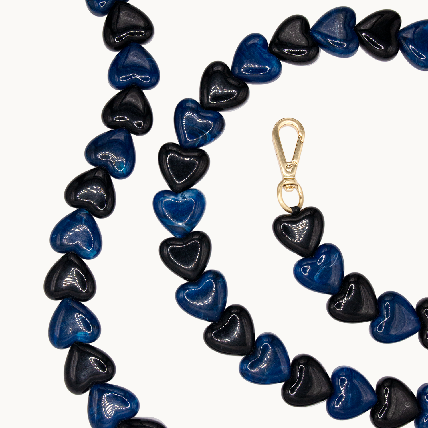 Chaîne de telephone coeur noir marine