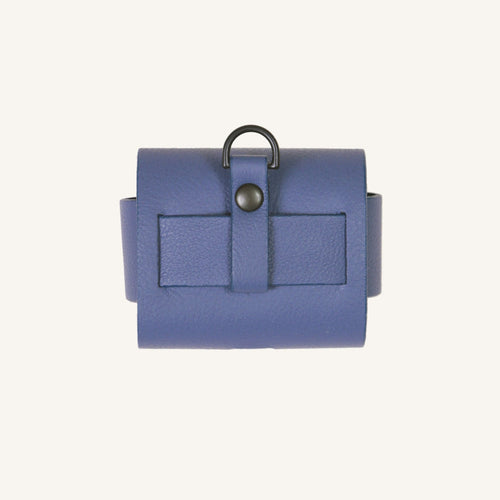 Étui AirPods bleu et noir design moderne et protection résistante