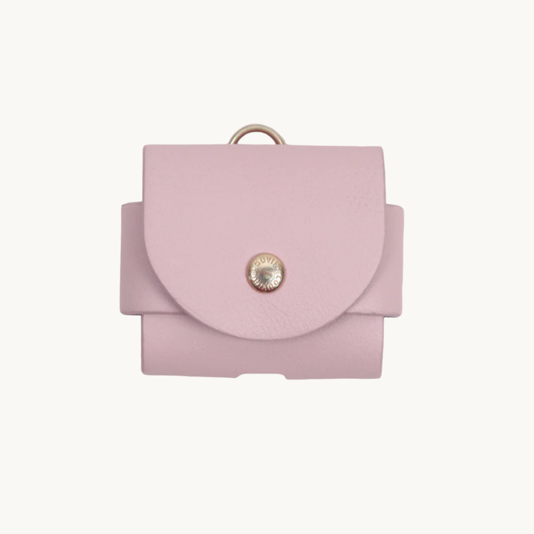 Étui AirPods rose design moderne et protection résistante