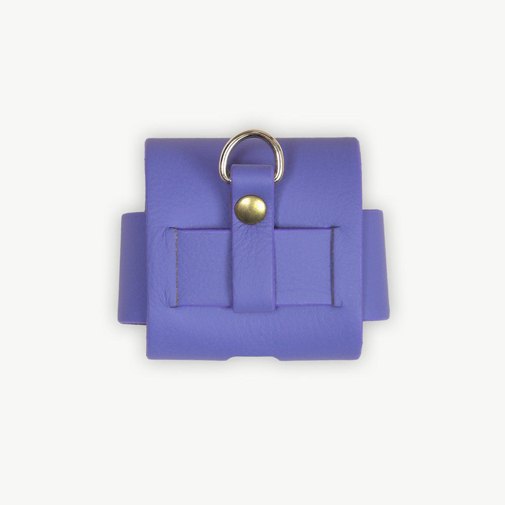 Étui AirPods violet design moderne et protection résistante