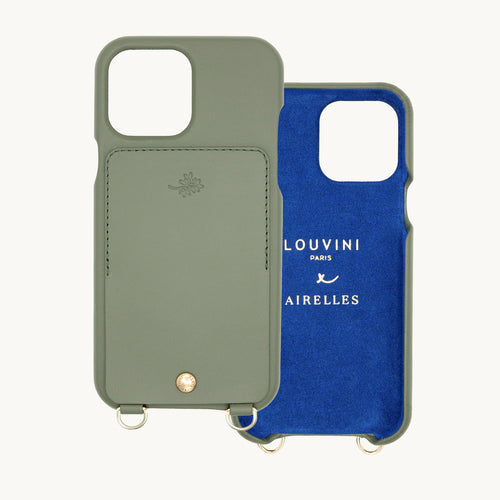 COQUE IPHONE CUIR PORTE CARTE AVEC ANNEAUX LOU x AIRELLES - OLIVE