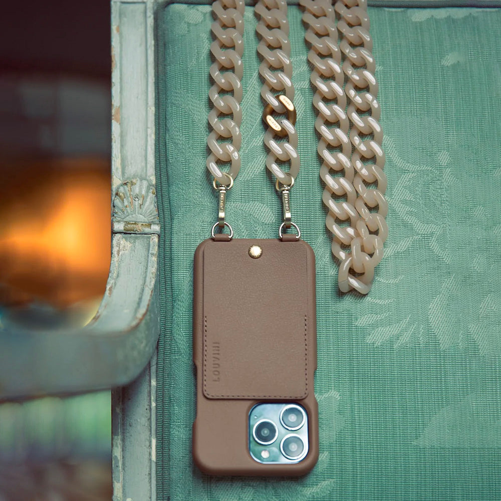 LOU Camel Leather Case & ZOE Dolce Chain