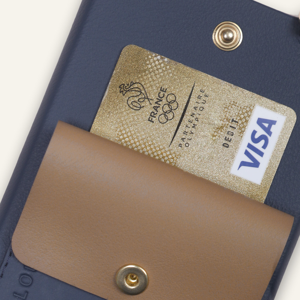 Coque iPhone cuir porte carte avec anneaux LOU - Marine