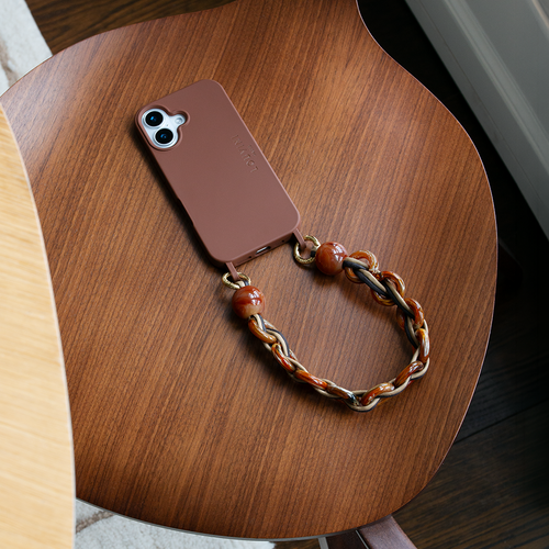 Coque iPhone MagSafe MILO Marron & Bracelet DOLLY Camel
