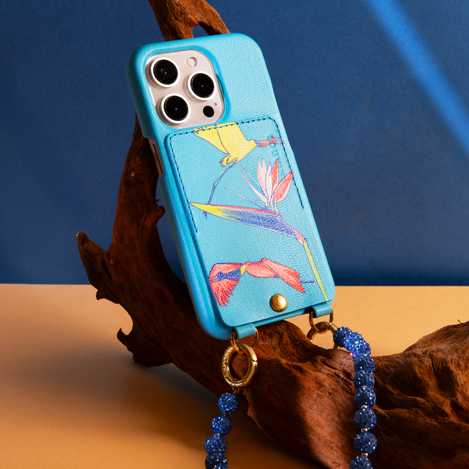 coque en cuir bleu turquoise louvini x filipe jardim imprimé tropical