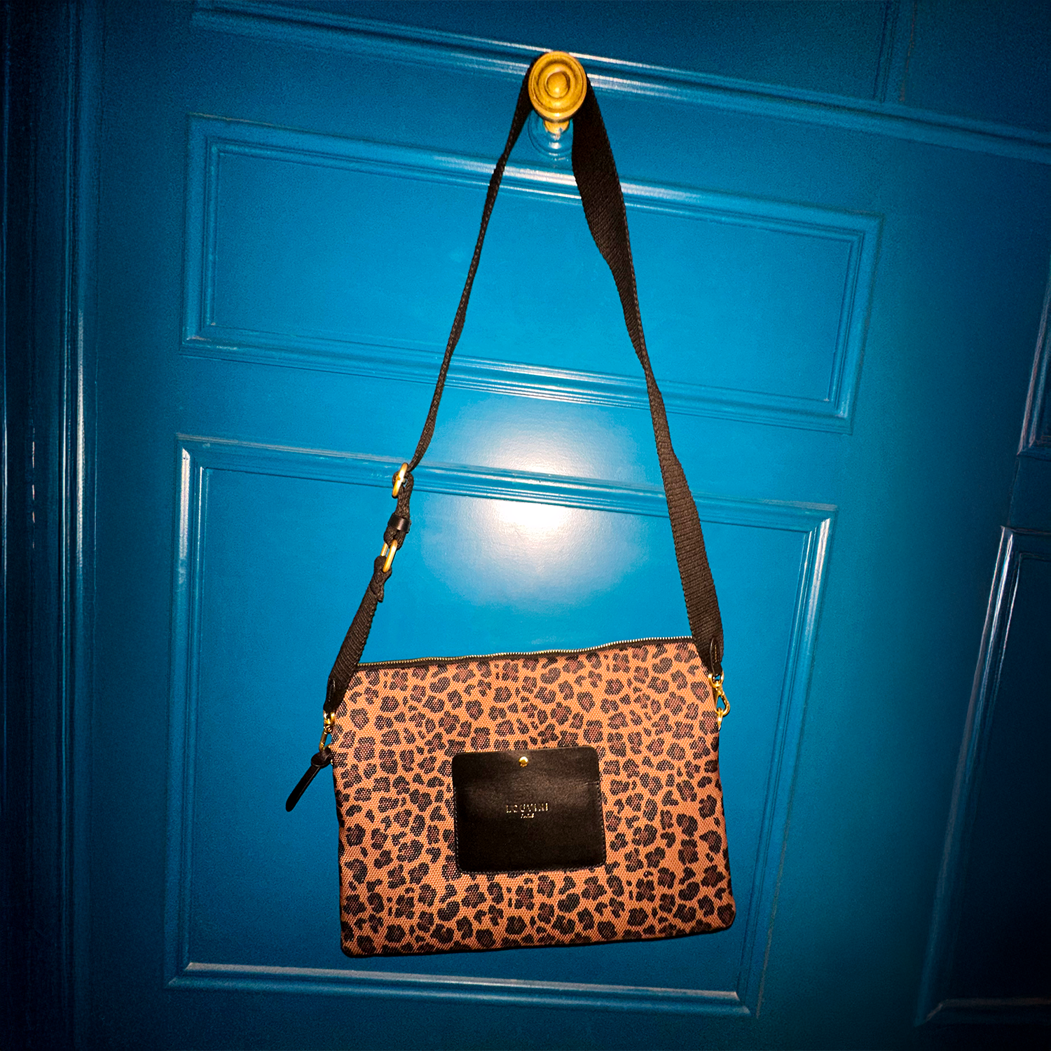 Pochette d'ordinateur oiseaux kaki avec rangement en cuir et sangle noir 