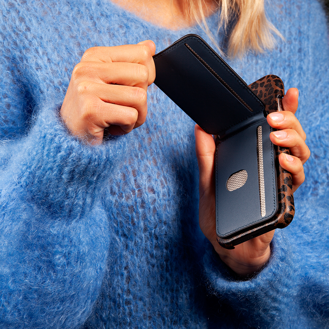 Porte-carte iPhone MagSafe SENTRA - Noir