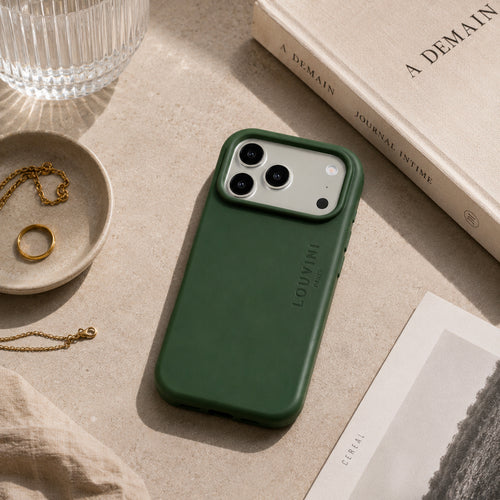 coque iphone 17 Pro vert olive magsafe intégré soft touch louvini